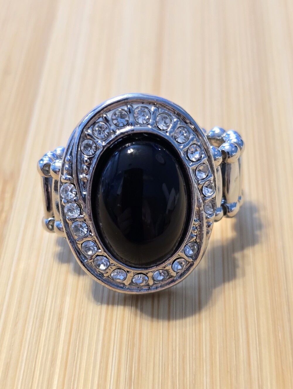 Black Cabochon Statement Ring Silver Crystal Halo Elastic Band🖤